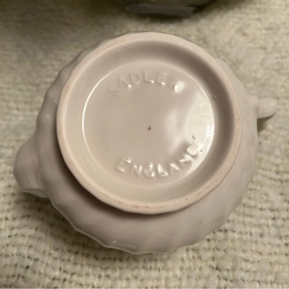 Vintage Sadler England White Blue Floral Gold Trim Teapot Tea Pot